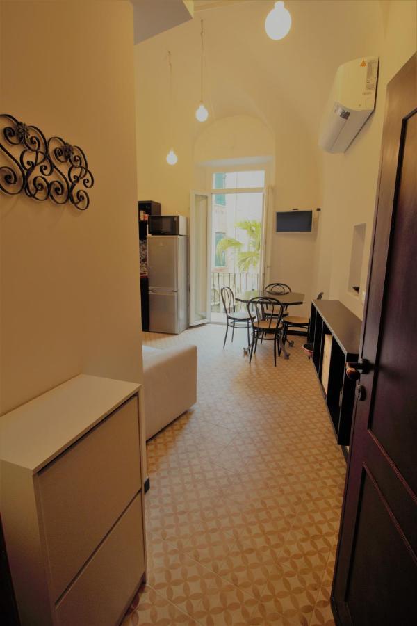 Il Geranio Apartment Finale Ligure Luaran gambar